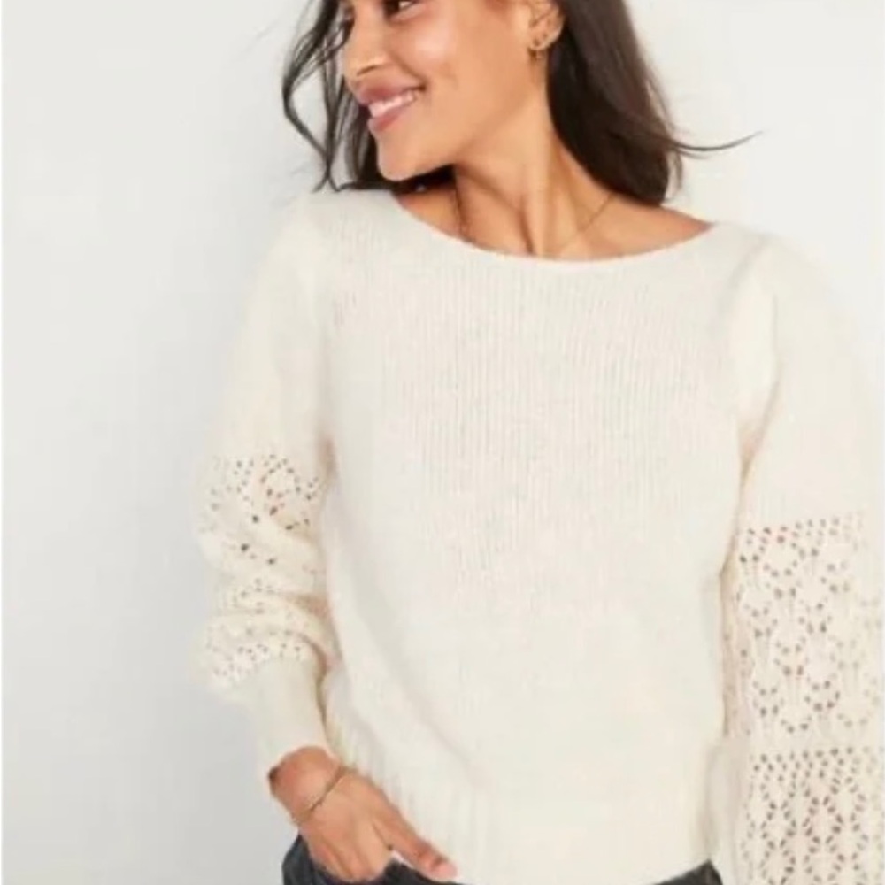 Old Navy Women’s CreamMarshmallow Pointelle-Knit Bubbble Sleeve Pullover Sweater